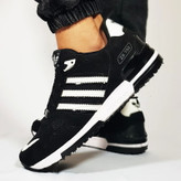 کتونی مردانه آدیداس ZX 750 رنگ مشکی سفید نمای نیم رخ