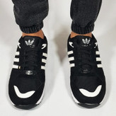 کتونی مردانه آدیداس ZX 750 رنگ مشکی سفید نمای جلو