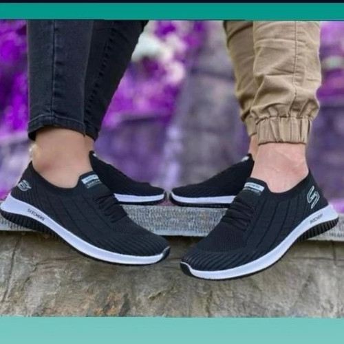 کتانی اسکچرز مدل 2025 رنگ مشکی