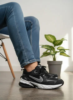 کفش نایکی مدل NIKE V2K RUN در سه رنگ جذاب (سایت خرید کتونی)