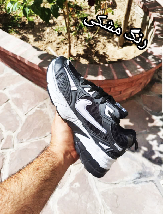 کتانی نایکی V2K