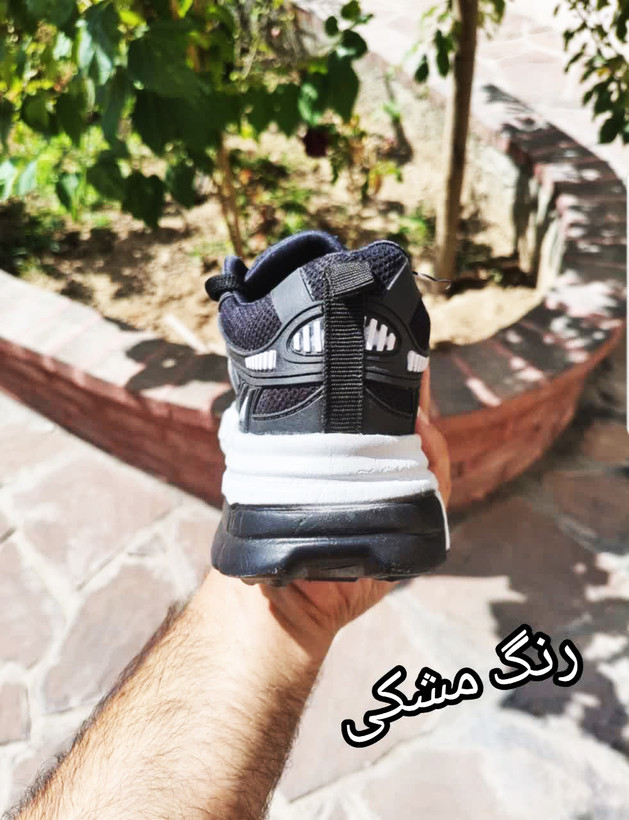 کتانی نایکی V2K