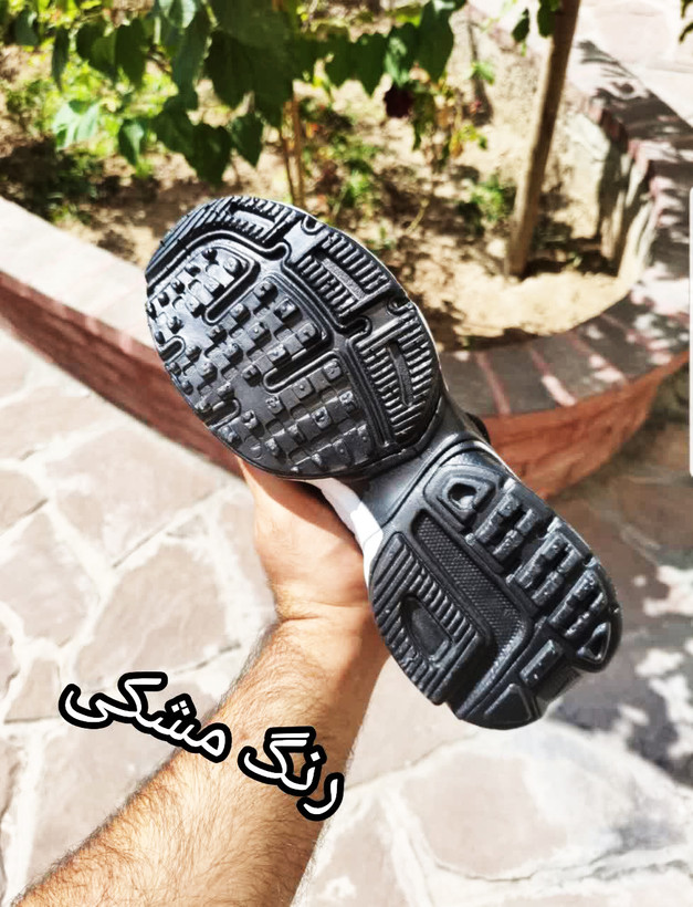 کتانی نایکی V2K