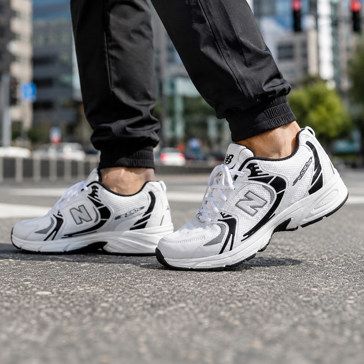 کفش نیوبالانس ۵۳0 ست زن و مرد سایز 37 تا 44 - NEW BALANCE 530